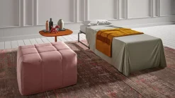 Pouf modello Tiktak Doimo salotti con forte sconto
