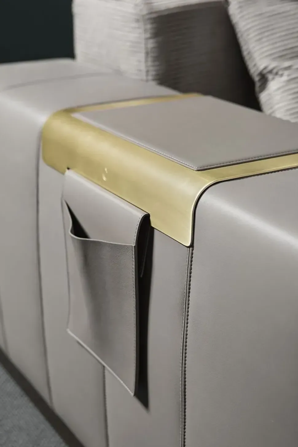 Richiedi il prezzo del divano Angolare Vietri Cantori nell'immagine