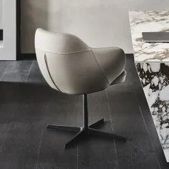 Richiedi il prezzo riservato per la sedia modello Bombè x di Cattelan Italia.