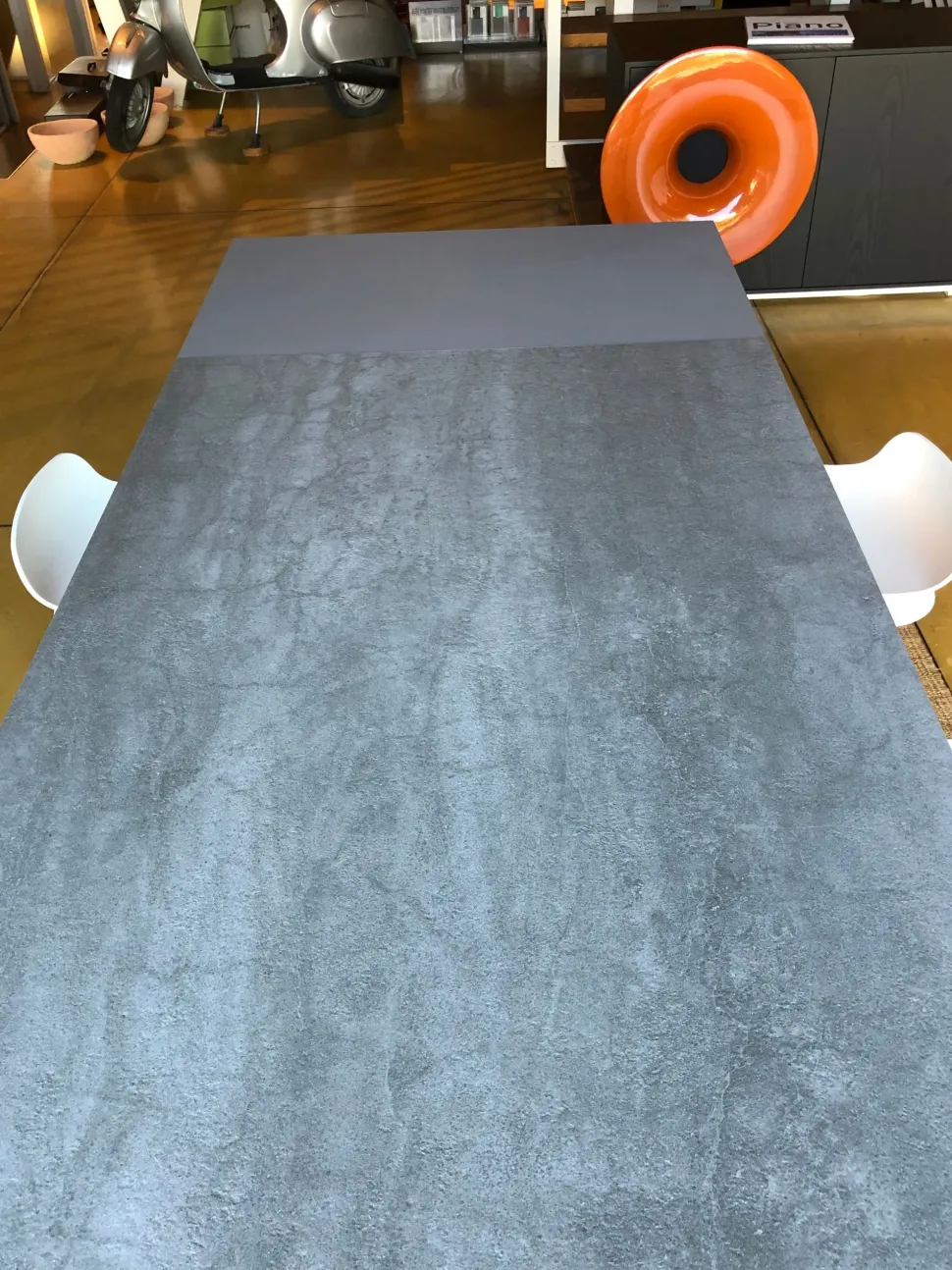 Richiedi ora il prezzo del tavolo Eminence Connubia