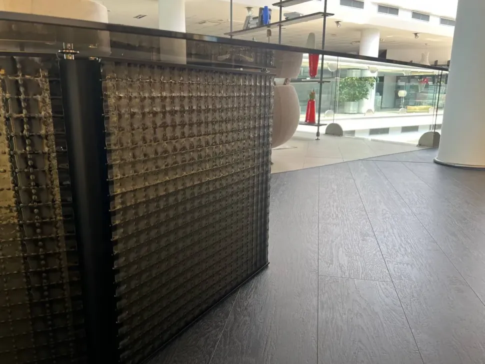 Richiedi ora il prezzo riservato del tavolo Bow Tonelli design