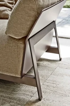 Scopri il Divano Kanaha Ditre Italia in Offerta Outlet a 4130€!