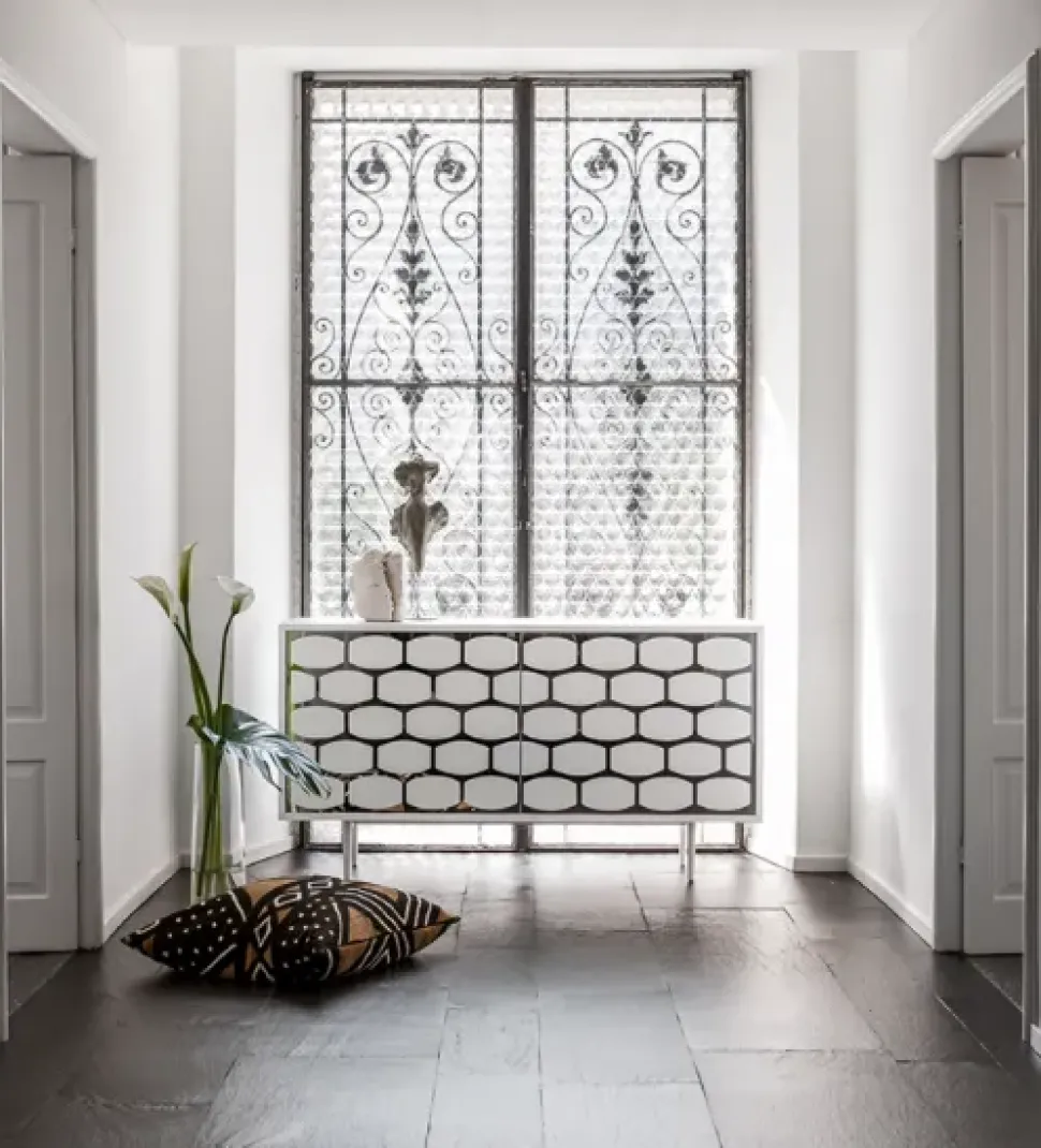 Scopri il mobile soggiorno modello Honey di Tonin casa a prezzo Outlet! Una scelta di stile per l'architetto moderno.