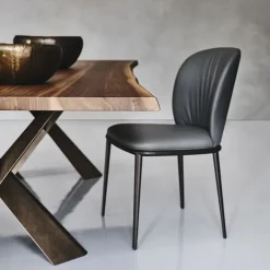 Scopri il prezzo del tavolo Mad Max Wood Cattelan Italia sull'eCommerce!