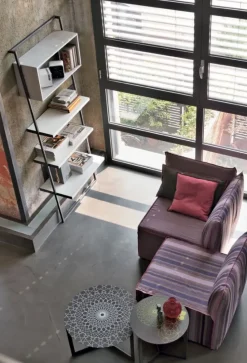 Scopri la libreria Movida firmata Tomasella