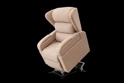 Scopri la Poltrona Anita di Linea Italia con movimento relax. Speciale sconto!