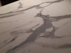 Scopri l'OFFERTA OUTLET -49% sul Tavolo Cross Easyline!