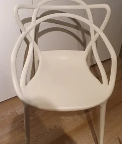 Sedia con braccioli Masters di Kartell a prezzo scontato