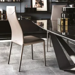 Sedia con braccioli modello Norma a prezzo riservato