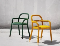 Sedia con braccioli Pippi di Midj a prezzo scontato