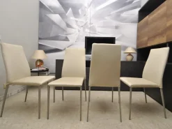 Sedia con schienale alto Quattro sedie tai di Bontempi in Offerta Outlet