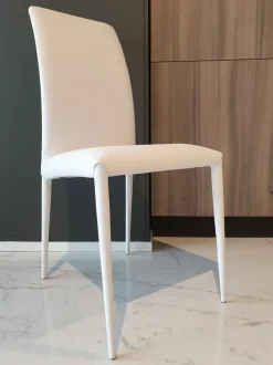 Sedia con schienale alto Charm di Tonin casa a prezzo Outlet