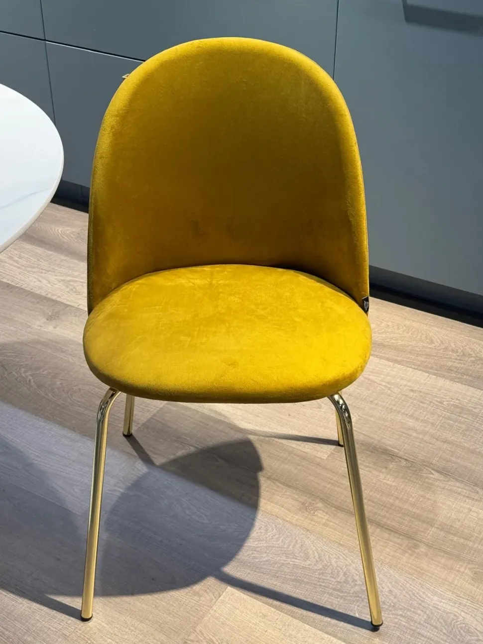 Sedia con schienale basso Smile di Abitare interior a prezzo scontato