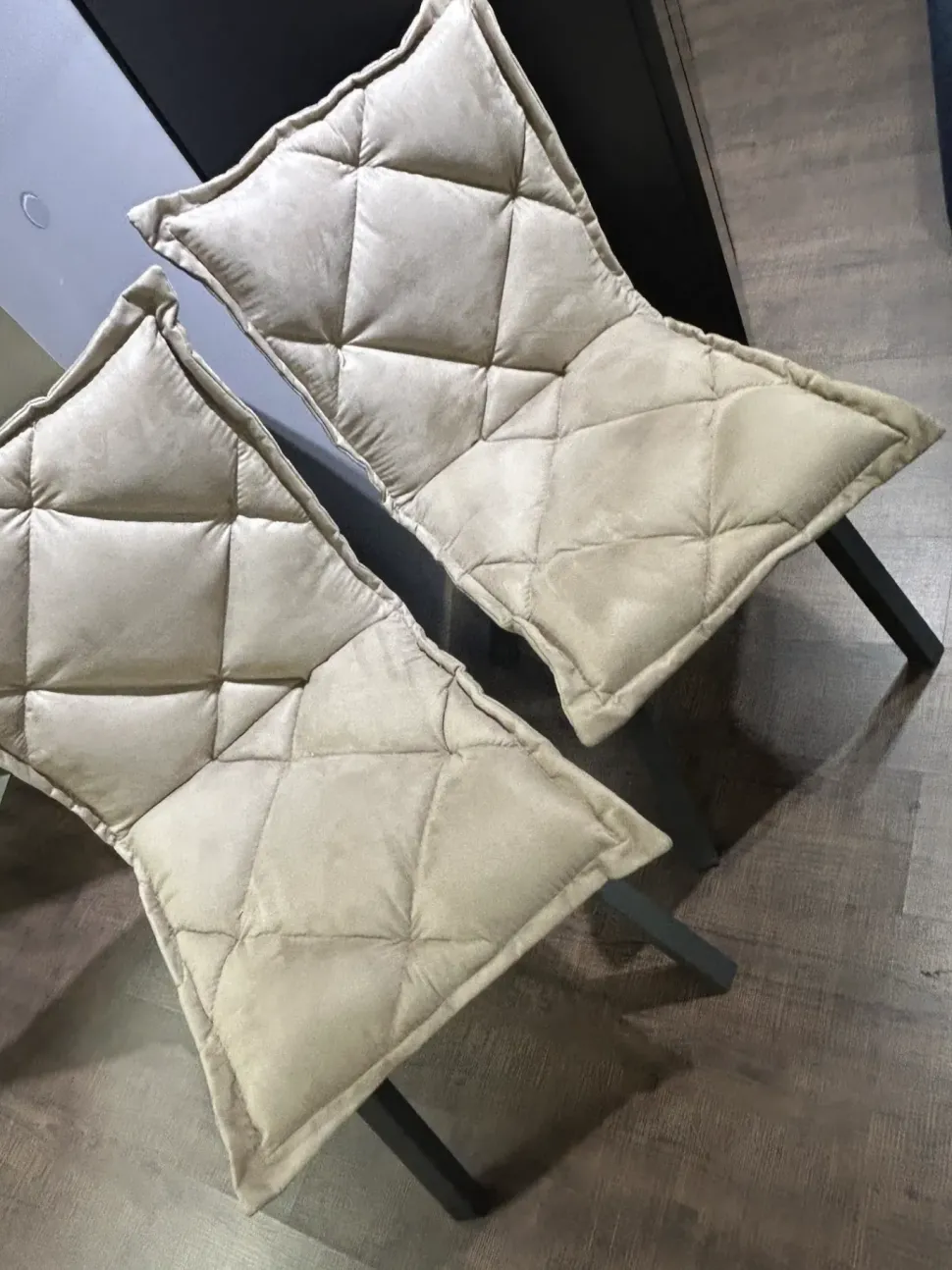 Sedia con schienale medio modello Digione a prezzo riservato