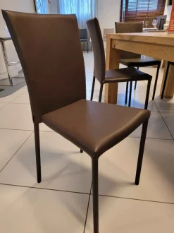 Sedia con schienale medio Premiere di Ozzio a prezzo Outlet