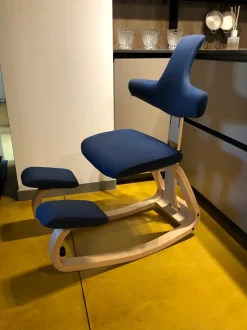 Sedia con schienale medio Thatsit Variér a prezzo Outlet