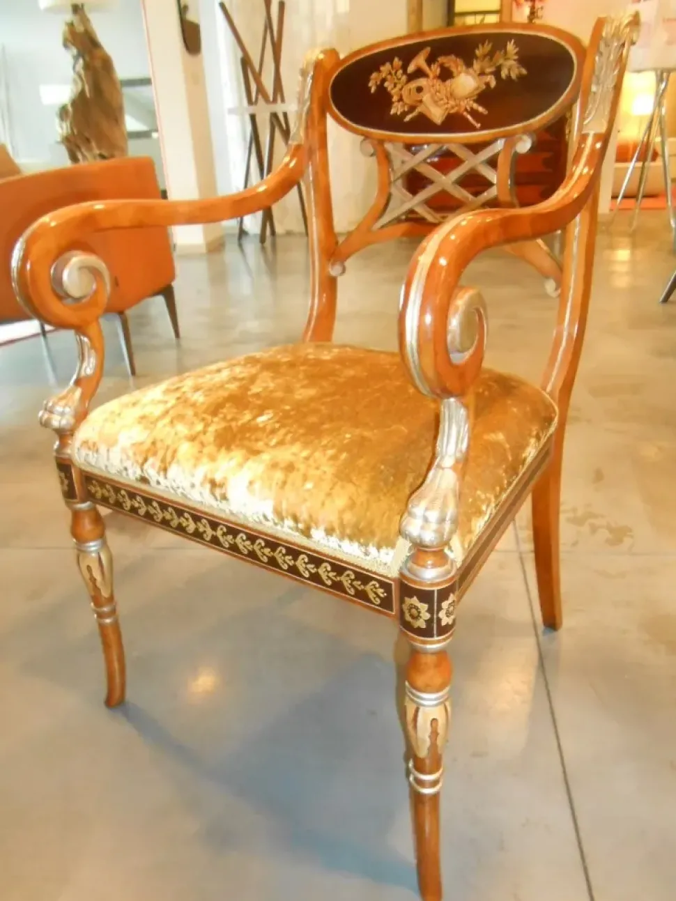 Sedia da soggiorno Poltroncina inglese Cappellini a prezzo Outlet