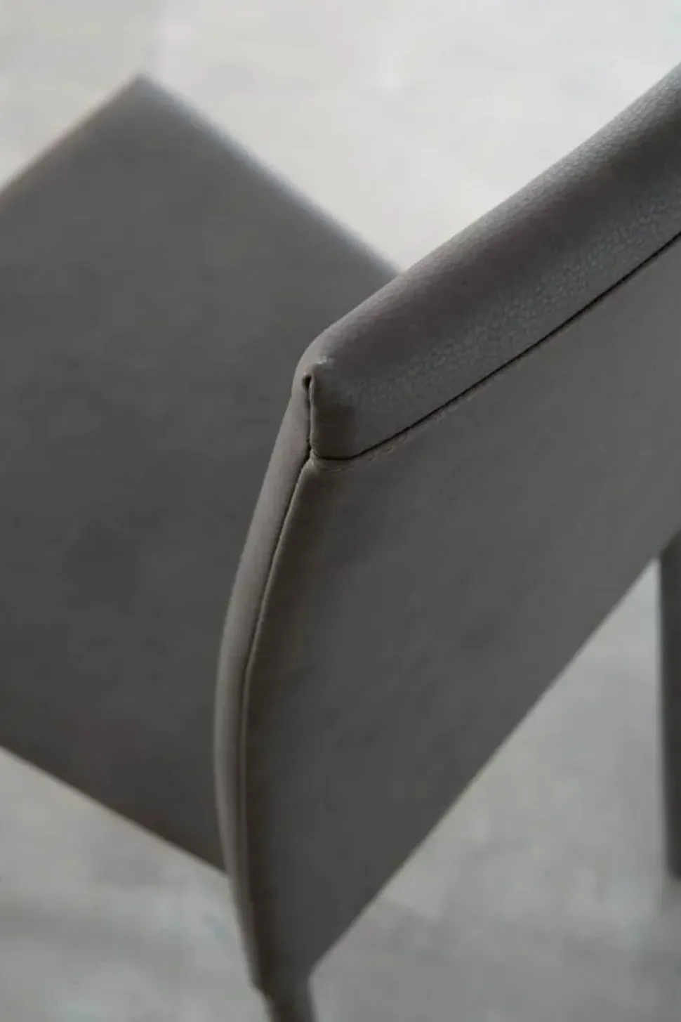 Sedia da soggiorno Premiere Ozzio in Offerta Outlet