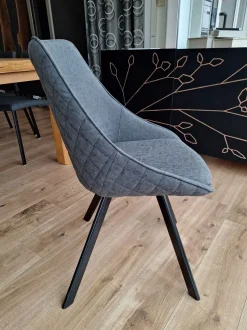 Sedia da soggiorno realizzata in ecopelle Bilbao di Target point