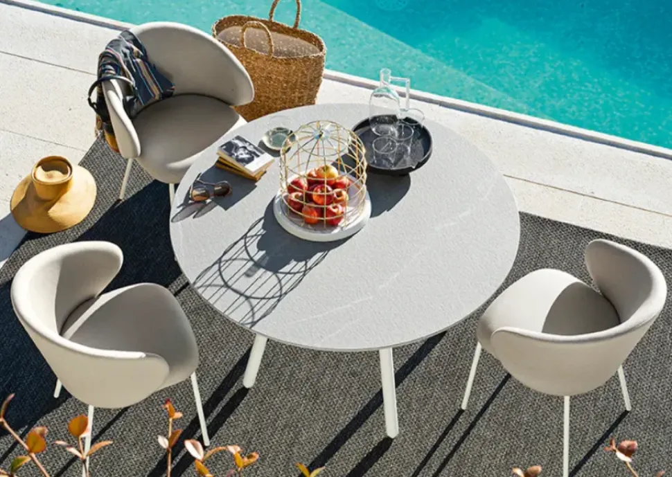 Sedia da soggiorno Tuka Connubia a prezzo Outlet