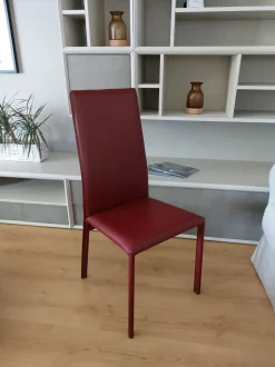 Sedia da soggiorno Venere di Julia arredo cuoio SCONTATA 25%