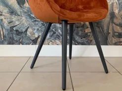 Sedia in tessuto modello Igloo di Calligaris