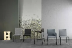 Sedia in tessuto senza braccioli Sedia bonaldo filly up in tessuto gambe rivestite in Offerta Outlet