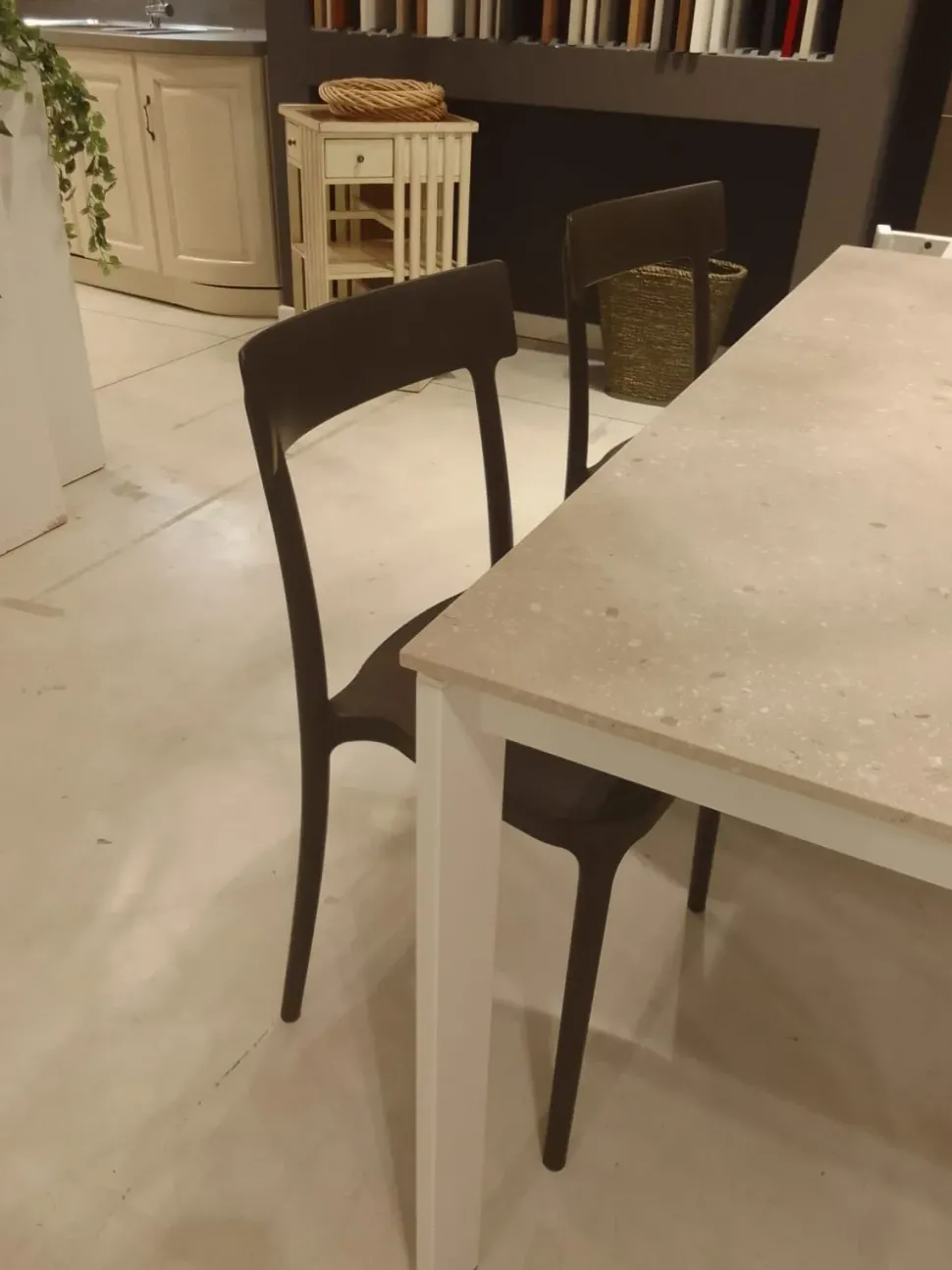 Sedia modello Argo di Connubia: scopri il prezzo