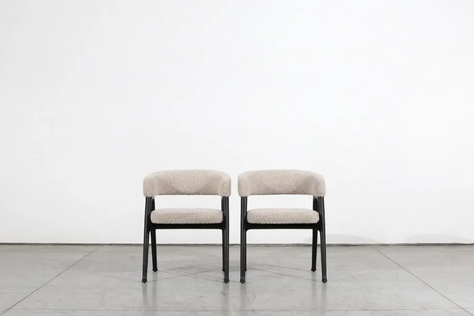 Sedia modello Corinne di Baxter: richiedi ora il prezzo riservato