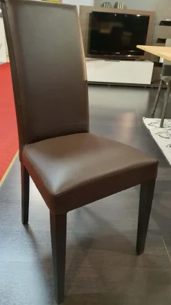 Sedia modello Denny a marchio Ozzio scontata del 76%