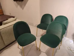 Sedia modello Tuka con schienale medio di Connubia