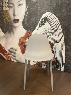 Sedia Mood 34.10 da cucina realizzata in plastica scontata del 53%