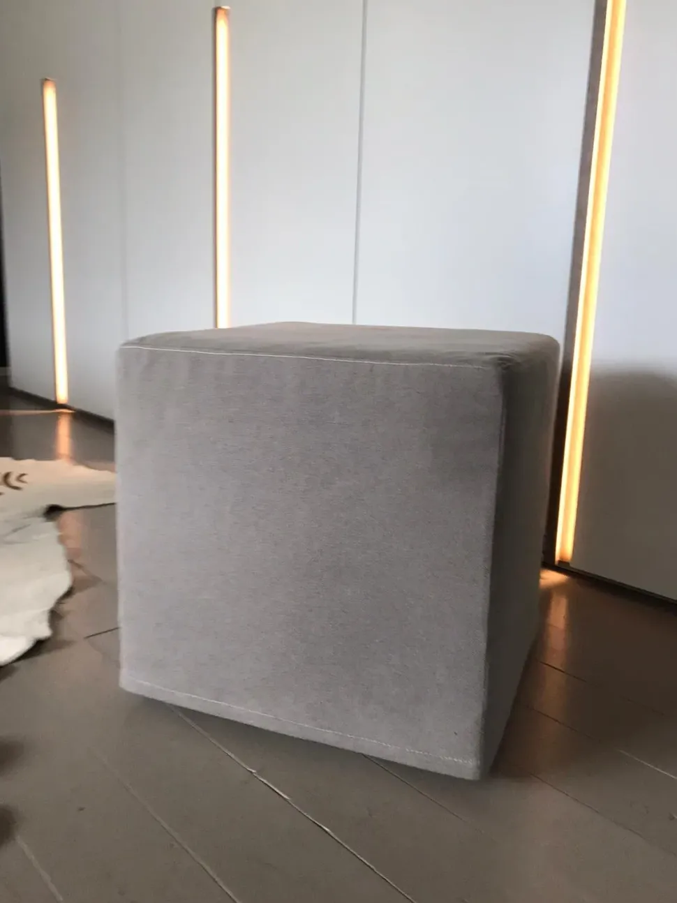 Sedia poltroncina Pouff leon jesse Jesse in Offerta Outlet