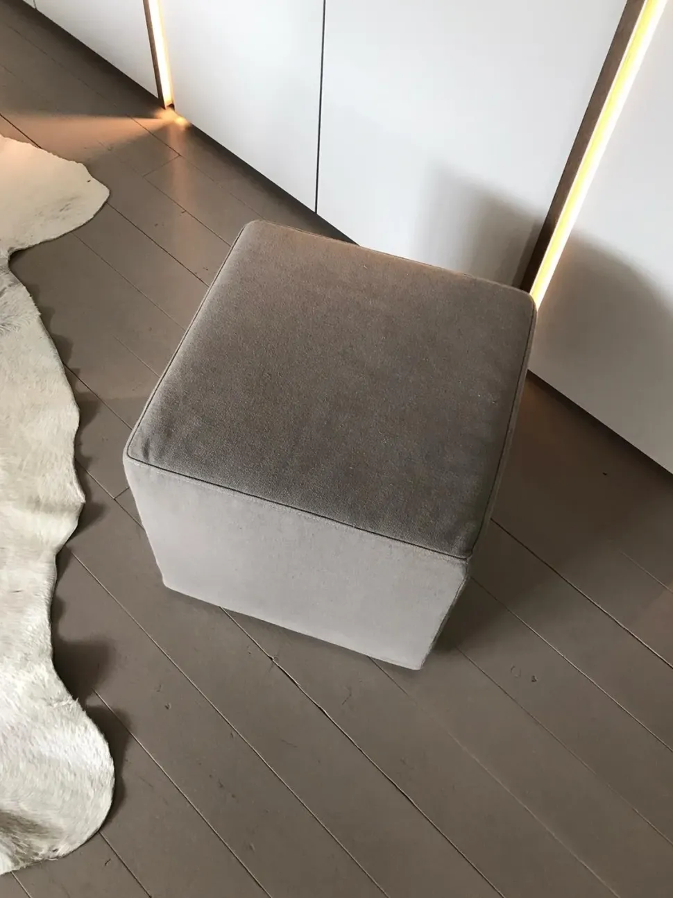 Sedia poltroncina Pouff leon jesse Jesse in Offerta Outlet