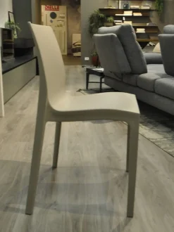 Sedia Quattro sedie falena velvet di La seggiola in OFFERTA OUTLET -20%