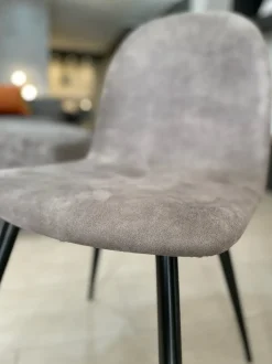 Sedia Sedia divine da soggiorno realizzata in ecopelle scontata del 56%