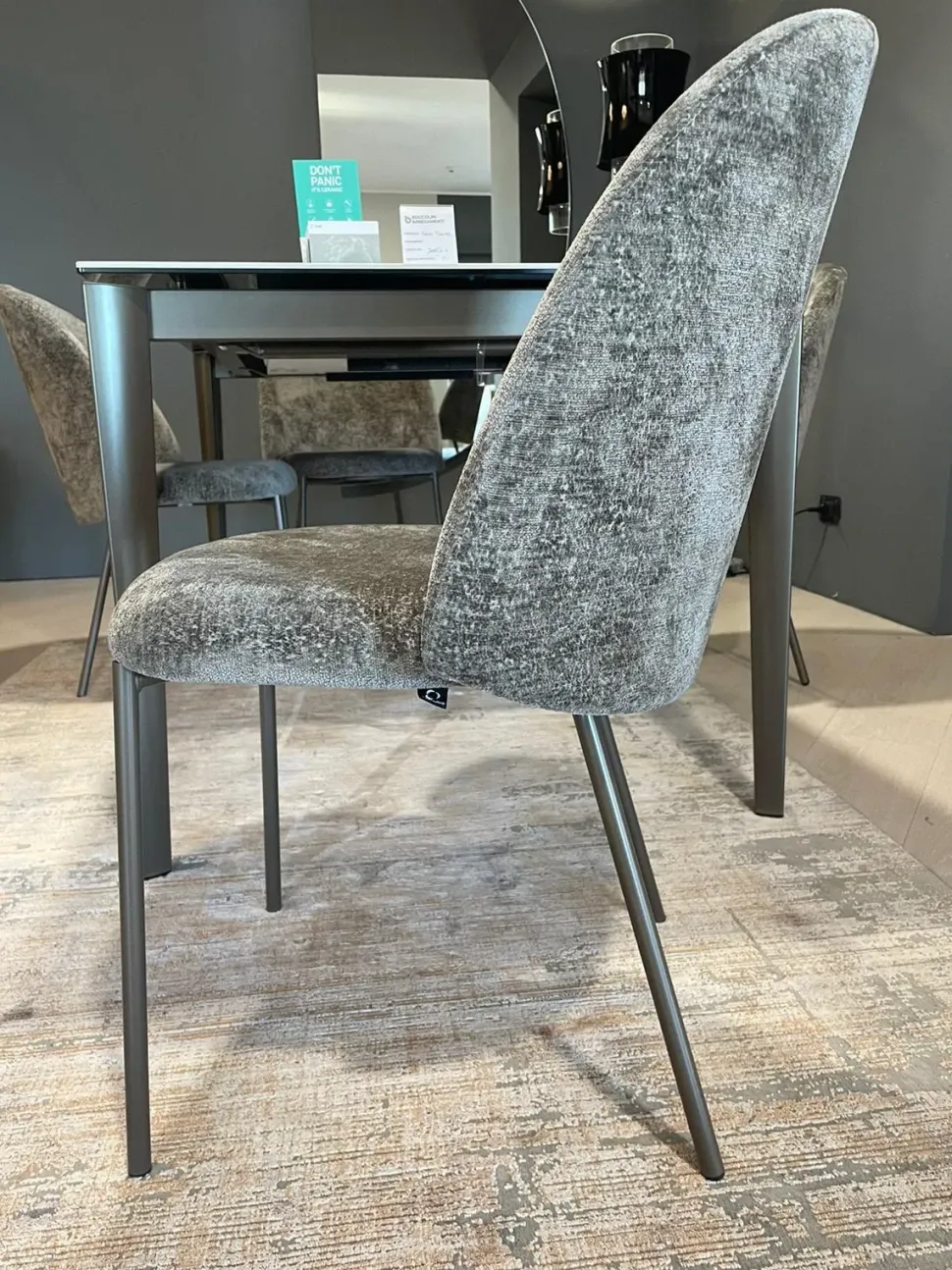 Sedia Sedia tuka mid di Connubia: richiedi ora il prezzo riservato