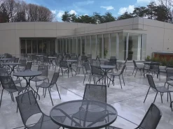 Sedia senza braccioli Ala Emu a prezzo ribassato