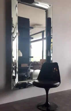 Sedia senza braccioli Art.6129 tulip Esprit nouveau a prezzo ribassato