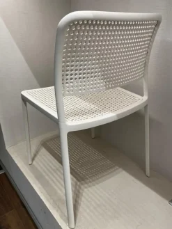 Sedia senza braccioli Audrey  bianca Kartell a prezzo Outlet