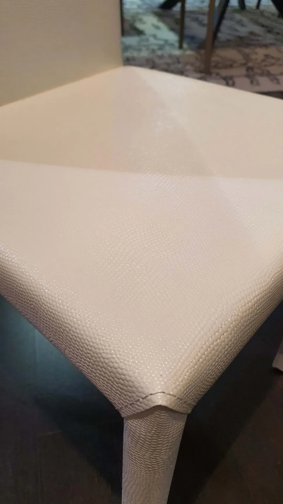 Sedia senza braccioli Inn snake di Ozzio a prezzo scontato