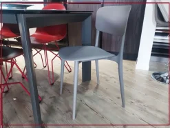 Sedia senza braccioli modello Liberty a prezzo riservato