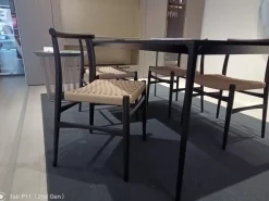 Sedia Wabi da soggiorno realizzata in legno scontata del 33%