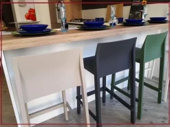 Sgabello con 4 gambe Kate Scab in offerta