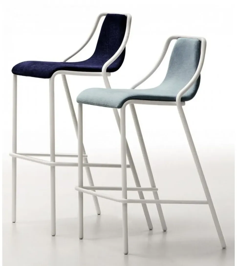 Sgabello con 4 gambe Ola * Midj con forte sconto