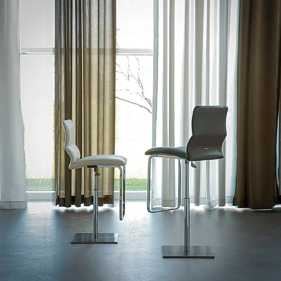 Sgabello girevole Victor Cattelan italia a prezzo ribassato