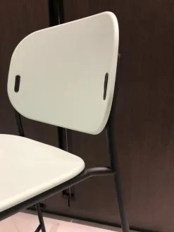 Sgabello senza braccioli Yo! Connubia a prezzo ribassato