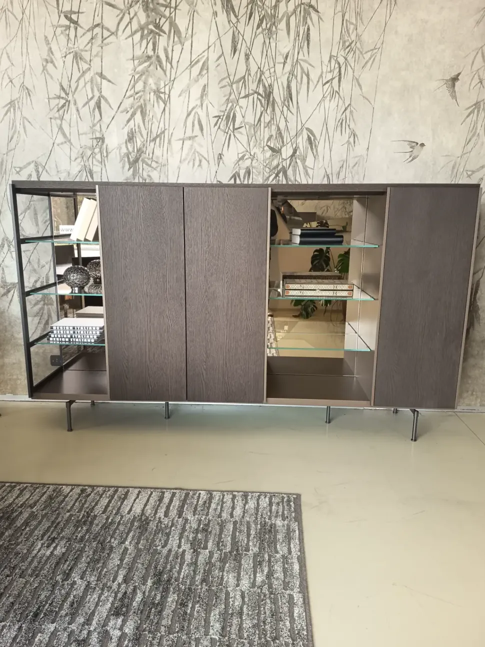 Soggiorno completo modello Logos in stile design di Molteni & c a PREZZI OUTLET