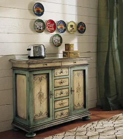 Soggiorno  Credenzina stile veneziano scontato del -30 %