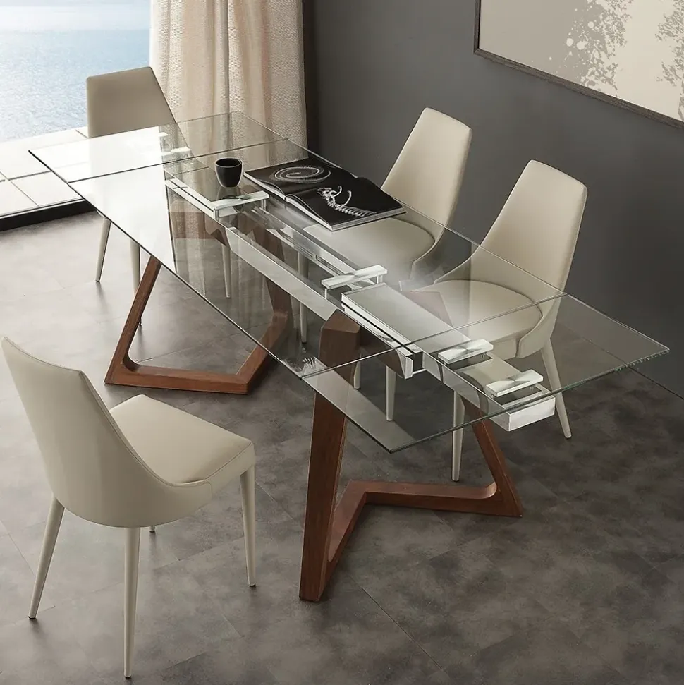 Tavolo Art.647 gaudì di La seggiola scontato del 23%